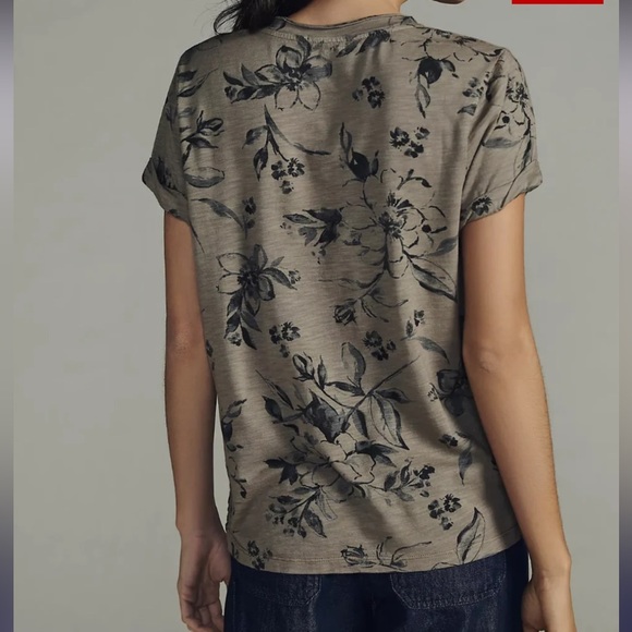T.la by ANTHROPOLOGIE The Lars Classic Tee - Picture 4 of 8